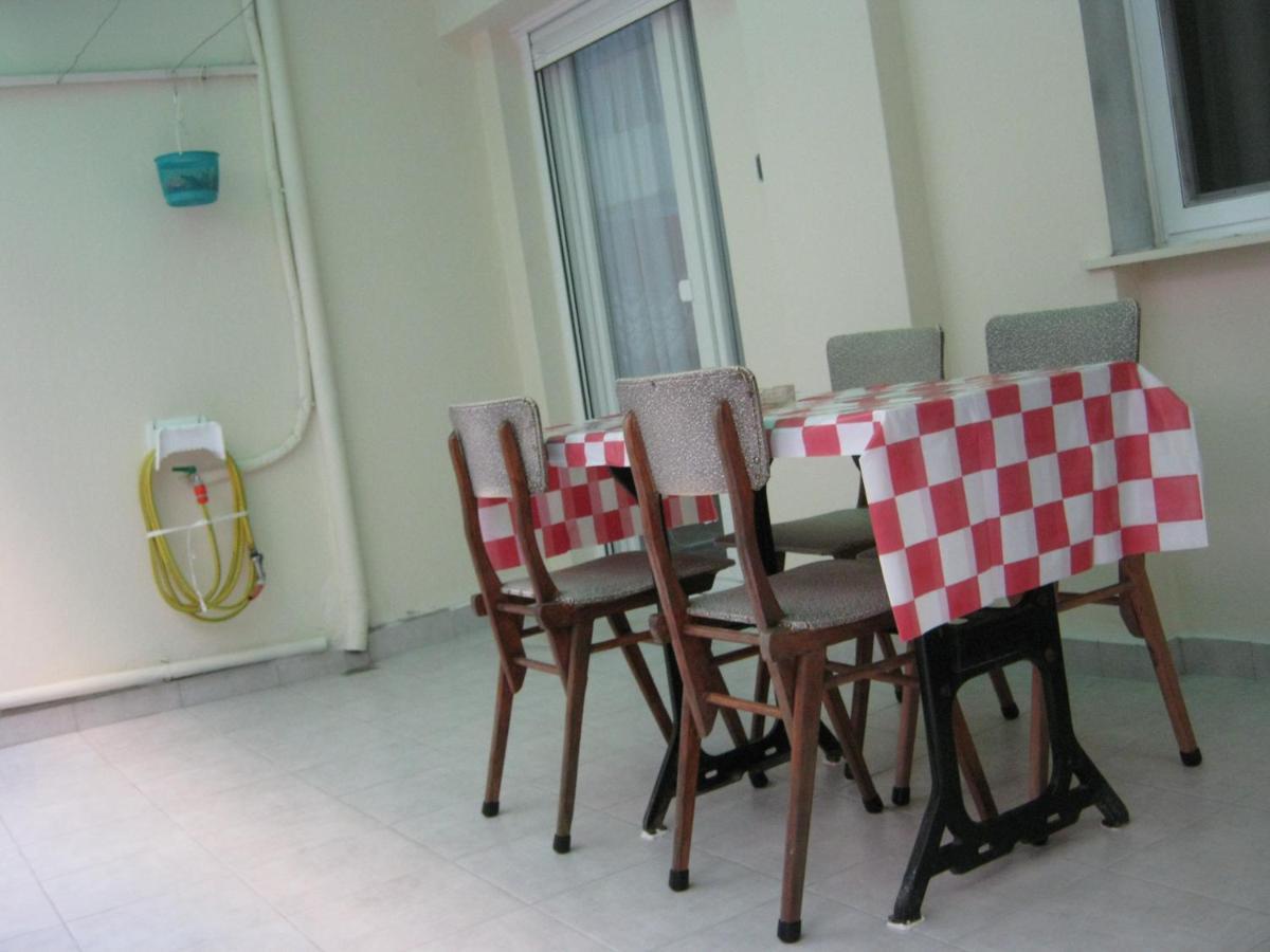 Appartement Sharks Thessaloniki Big Balcony House Extérieur photo